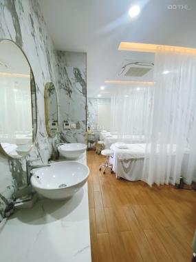 Bán gấp tòa nhà 6 tầng 2 MT đường Hưng Phú Quận 8
