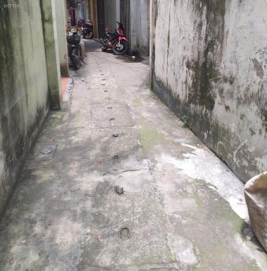Cần bán gấp đất ngõ Đội Cấn, Cống Vĩ, Ba Đình, Hà Nội diện tích 60m² mặt tiền 6m, giá chào 5.35 tỷ.