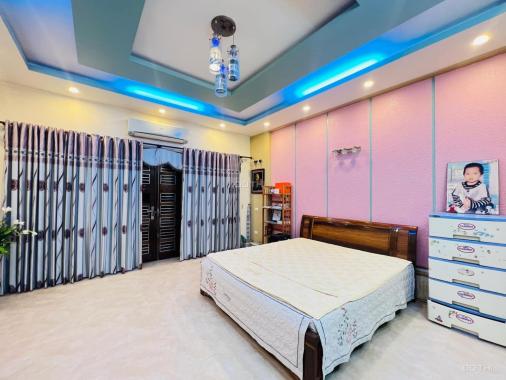 Chính chủ bán gấp nhà ngõ 20 phố Hồ Tùng Mậu, 35m2, 5 tầng, ngõ rộng, gần mặt phố, giá 3,5 tỷ