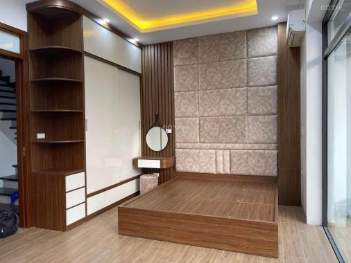 7 Tầng Thang máy - Hồ Tây - Ngõ Thông - Sát Phố - Kinh Doanh đỉnh - Nhỉnh 10 tỷ.