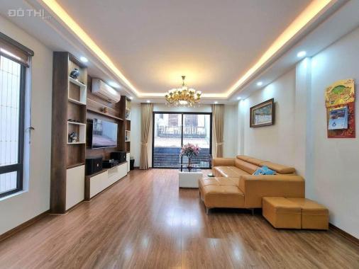 Bán gấp nhà Tây Sơn – 5 Tầng – 6 ngủ - chỉ 5.6 tỷ, có gara ô tô