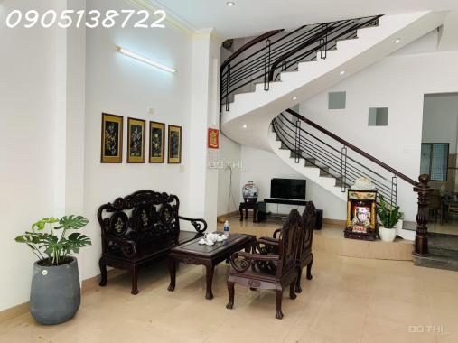 Chính chủ cần tiền bán gấp nhà mặt tiền đường Huy Cận, trung tâm Hải Châu