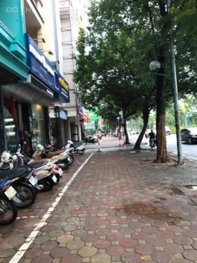 Chủ bán nhà 5 tầng, phân lô Đông Quan DT 115m2, MT 4,2m đường 3 ô tô tránh giá 21 tỷ:0936071228