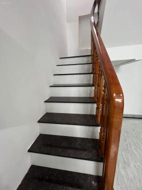NHÀ MỚI 10M RA MP TÂN ẤP 37M 5 TẦNG MT 7M 3.5 TỶ NGÕ 3 GÁC NÔNG RỘNG , SỔ ĐỎ VUÔNG  0986073333