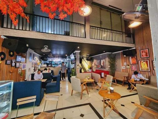Bán nhà mặt phố Kim Mã, DT 208m2, xây 5 tầng, mặt tiền chính 5m, mặt ngõ 25m, giá 80 tỷ