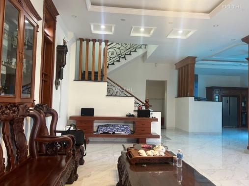 Không Có Căn Thứ 2 Biệt Thự 2 Mặt Tiền Khu Vip, Gần Giga Mall Phạm Văn Đồng, DT 250m, 3T, Chính