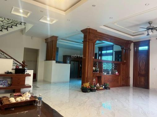 Không Có Căn Thứ 2 Biệt Thự 2 Mặt Tiền Khu Vip, Gần Giga Mall Phạm Văn Đồng, DT 250m, 3T, Chính