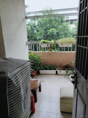 Giảm giá cho thuê gấp căn hộ đối diện chợ Hôm, đẹp, khép kín giá rẻ phố Huế 45m, 3 mặt thoáng.