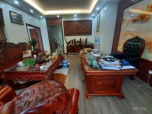 Nhà mặt phố Ngũ Xã, Trúc Bạch, DT 69m, xây 6 tầng, mặt tiền 4m, giá 24 tỷ .