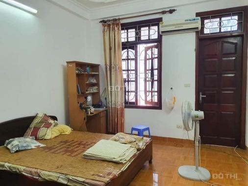 Nhà mặt phố Ngũ Xã, Trúc Bạch, DT 69m, xây 6 tầng, mặt tiền 4m, giá 24 tỷ .