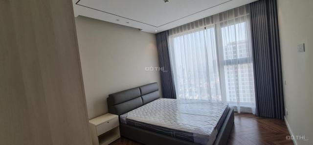 Cho thuê chung cư Kingpalace 108 Nguyễn Trãi 3 pn full đồ 26tr LH:0966.915.990
