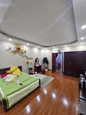 BánNhà Mai Anh Tuấn-Đống Đa,Oto vào nhà, ở ngay,60m x5 Tầng, MT5m. 13,xTỷ