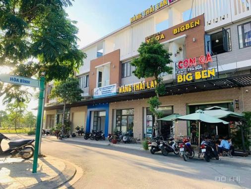 Cần tiền bán nhà 3 tầng khu đô thị  VSIP Quảng Ngãi giá siêu mềm