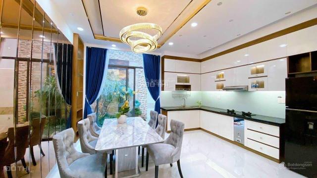 HOT! BÁN NHÀ QUẬN 7, KHU TÁI ĐỊNH CƯ PHÚ MỸ, 90M2, 13.5TỶ