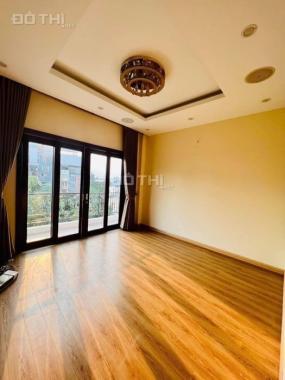 Bán nhà mặt phố Yên Hoa, Hồ Tây. Vị trí vip, view mặt hồ, DT 60m2, 7T thang máy, giá nhỉnh 23 tỷ