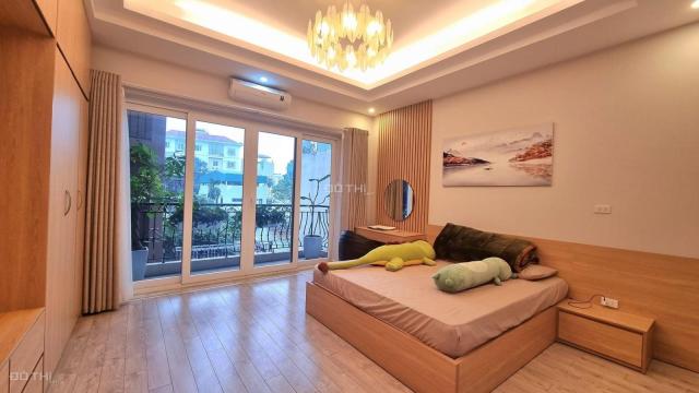 Bán Siêu phẩm phân lô 97 Văn Cao, Ba Đình: 70m2 5 tầng giá 12 tỷ, oto đỗ. Tặng full Nội Thất Nhà
