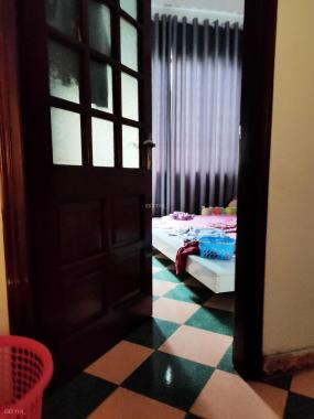 HIẾM.Bán nhà ngã tư Kim Đồng-Giáp Bát, 35m2 x 5T đẹp, cách đường ô tô 20m. Giá 3,45 tỷ