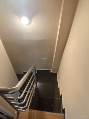 Bán nhà hẻm Trần Hưng Đạo, Quận 1, kế bên siêu thị Mỹ, gần Bùi Viện.