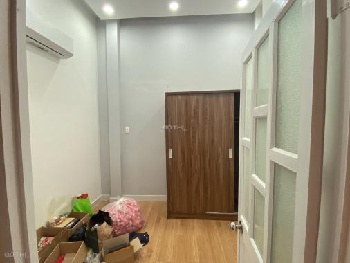 Bán nhà hẻm Trần Hưng Đạo, Quận 1, kế bên siêu thị Mỹ, gần Bùi Viện.