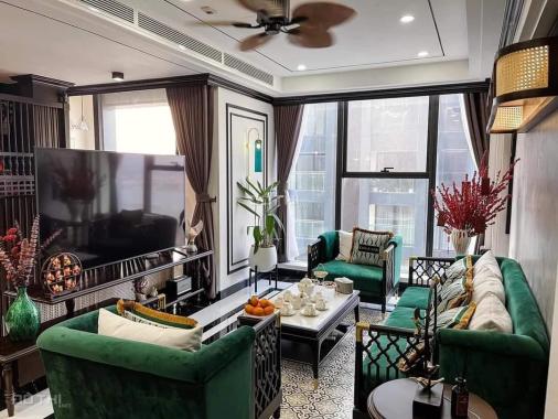 Bán gấp liền kề 6A lô góc Làng Việt Kiều Châu Âu view chung cư 104m 14 tỷ