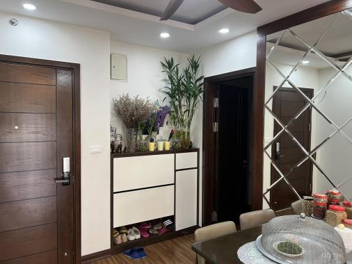 Tôi cần bán CH An Bình City để chuyển qua căn hộ to hơn. Căn hộ 3PN, 2WC, tầng cao view hồ bơi