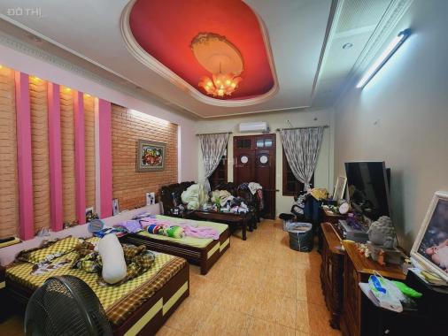 Bán nhà 5 tầng 60 m2 ngõ 165 Dương Quảng Hàm vừa ở vừa cho thuê giá nhỉnh 7 tỷ