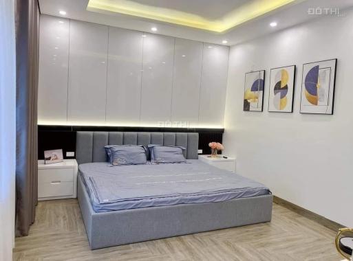 Chính chủ bán gấp căn hộ cc toà 24T Hoàng Đạo Thuý, Trung Hoà, Cầu Giấy: Dt 160m2, 3 phòng ngủ, đẹp