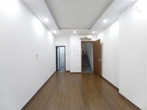 Bán nhà riêng tại Phường Thổ Quan, Đống Đa, Hà Nội diện tích 25m2 xây 5 tầng giá 2.75 Tỷ