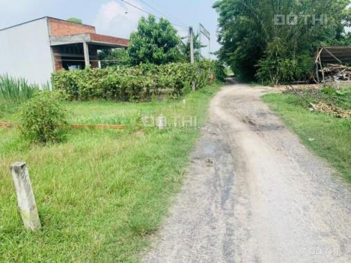 Chính chủ cần bán miếng đất nằm sau UBND Xã Đức Hòa Thượng, Đức Hòa, đất thổ cư 100%. LH 0938192162
