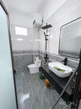 Bán nhà ven hồ Đền Lừ, kinh doanh - ô tô vào, 55m2 x 4T đủ nội thất. Đẹp, mới. Giá 8,3 tỷ