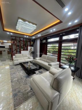 BÁN NHÀ 5 TẦNG Ô GÓC CỘT 5,8 MỞ RỘNG SIÊU ĐẸP. DT:144M2,MT:6.2M.H.ĐN+ĐB