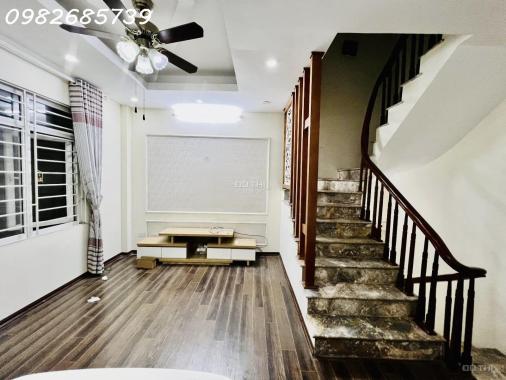 Bán nhà 38m 4T Cầu Am, Vạn Phúc, Phố Lụa Hà Đông chỉ nhỉnh 3,7 tỷ thương lượng