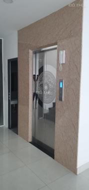 Cho thuê 5 căn dạng Văn Phòng MT đường Lương Định Của, Quận 2.  Nhà đẹp, có thang máy!