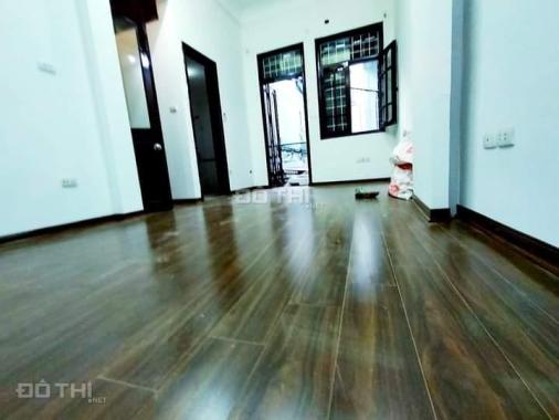 Bán nhà 42m2 ôtô đỗ cửa phố thụy khuê gần trường chu văn an