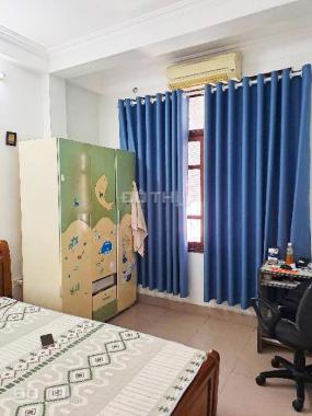 Bán nhà Lê Trọng Tấn, 36m2 x 4.5 tầng đẹp, ở-kinh doanh tốt, ô tô gần nhà. Giá 3,85 tỷ