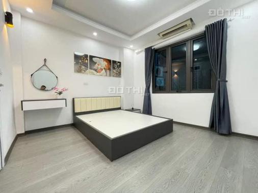 Bán gấp nhà Đặng Tiến Đông – 5 Tầng – 4 ngủ - chỉ 5.6 tỷ- ô tô đỗ cửa