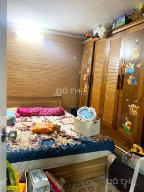 Bán nhà tập thể mặt phố ngã tư Tân Mai - Kim Đồng, 65m2 2PN, đẹp, ô tô đỗ. Giá 1,58 tỷ