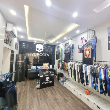 Bán gấp nhà mặt phố Đông Tác, MT 5m, đang kinh doanh, 40m2, ô tô đỗ, nhỉnh 6 tỷ TL