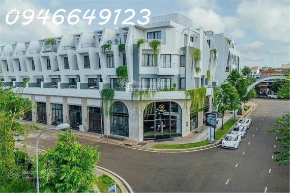 12 tỷ 100 triệu- tôi chính chủ cần bán lại căn shophouse mặt tiền. Đường rộng 24m Nguyễn Đình Chiểu