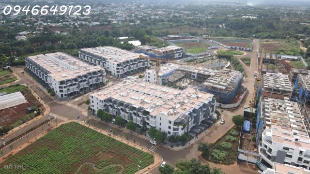 12 tỷ 100 triệu- tôi chính chủ cần bán lại căn shophouse mặt tiền. Đường rộng 24m Nguyễn Đình Chiểu