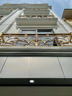 Bán nhà 7 tầng thang máy ôtô đỗ cửa phố xuân la