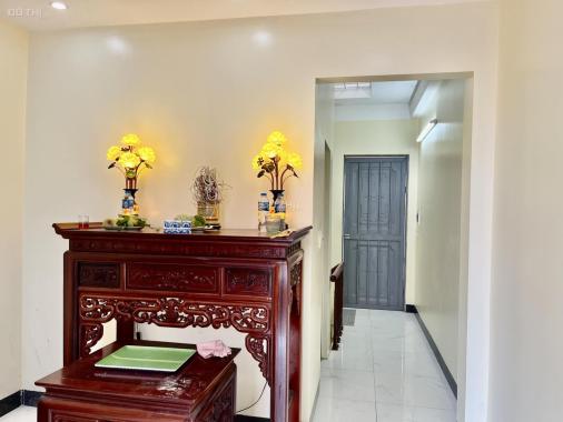 Chính chủ bán nhà 35m2 khu phân lô, 4 tầng ô tô đỗ cửa Lương Thế Vinh, Thanh Xuân 5.95 tỷ