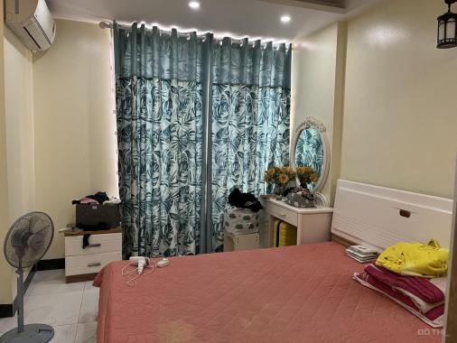 Chính chủ bán nhà 35m2 khu phân lô, 4 tầng ô tô đỗ cửa Lương Thế Vinh, Thanh Xuân 5.95 tỷ
