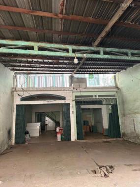 Nhà bán 2 MT đường ngay cầu Chà Và chợ Xóm Củi Quận 8 DT: 7,5x23m