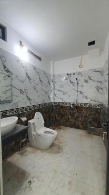 Bán nhà mặt ngõ 162 Tôn Đức Thắng, Đống Đa DT35m2x5 tầng mới, lô góc giá 4,4 tỷ
