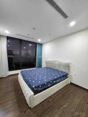 Cho thuê căn hộ Vinhomes Westpoint 4 ngủ dt 137m2 full nội thất đẹp LH 0982402115