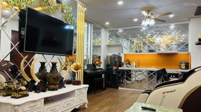 Chuyển nhượng căn 3PN( 77m2) full Nội thất giá chỉ 2.450 tỷ