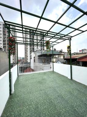 Siêu Phẩm: Bán Nhà Quận Đống Đa. Tặng Nội Thất, Ở Ngay. 38m Nhỉnh 4 tỷ