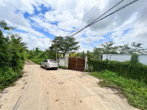Bán Nhà vườn góc 2 mặt tiền 1,15 ha thôn 8 Cưêbur giá 650tr/sào