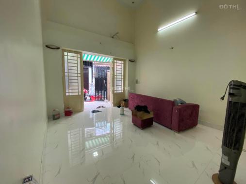 Lê Văn Lương, Tân Kiểng Q7, 64m2, 4m x 16, sổ hồng riêng, hẻm ba gác. 4,8 tỷ